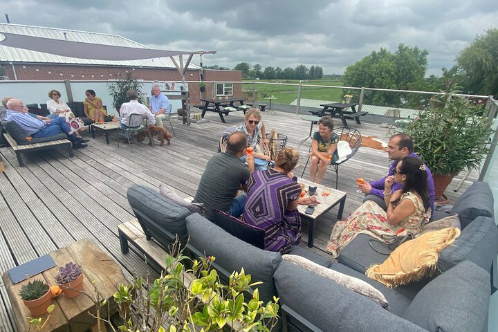 Sundeck 68 of 77
