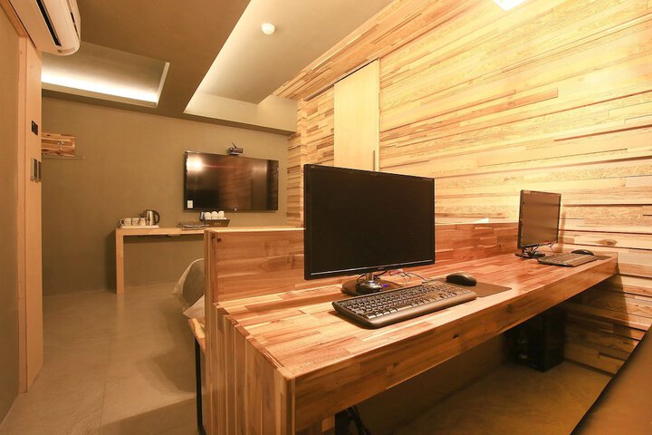 Room 58 of 91