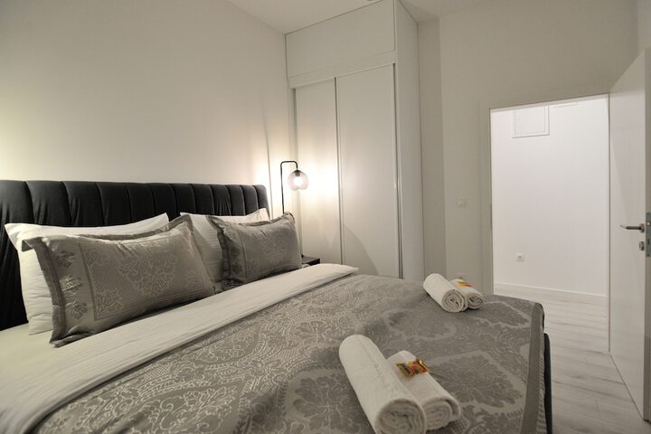 Room 10 of 67