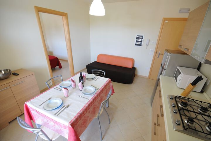 Room 9 of 39