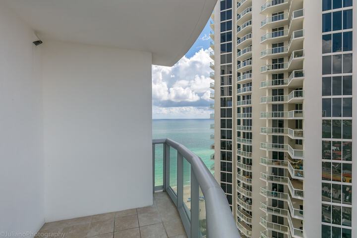 Beach/ocean view