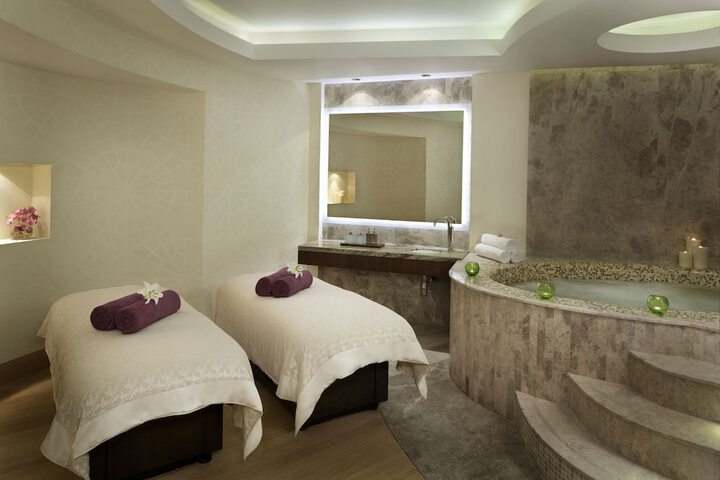 Relaxing Spa