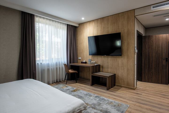 Room 14 of 61