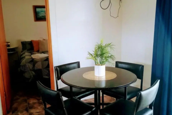 Room 2 of 11