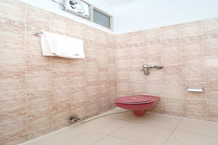 Room 17 of 20