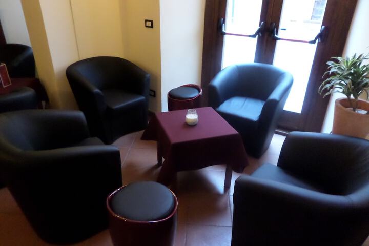 Guest Lobby