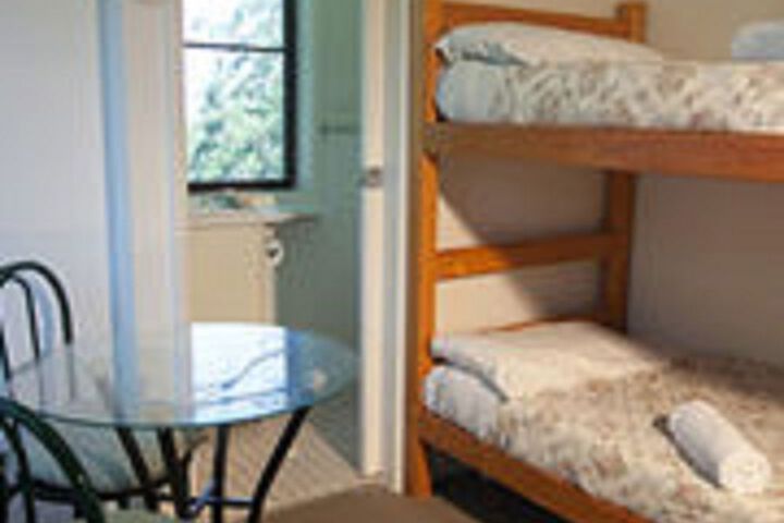 Room 50 of 177