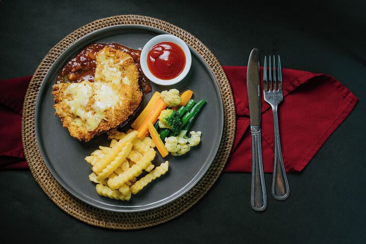 Dining 53 of 79