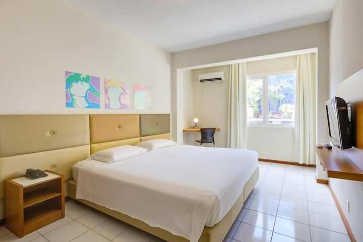 Room 9 of 29