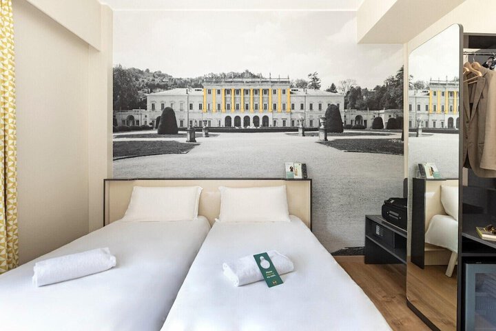 Room 26 of 55