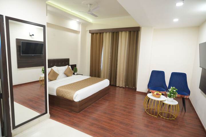 Room 21 of 93