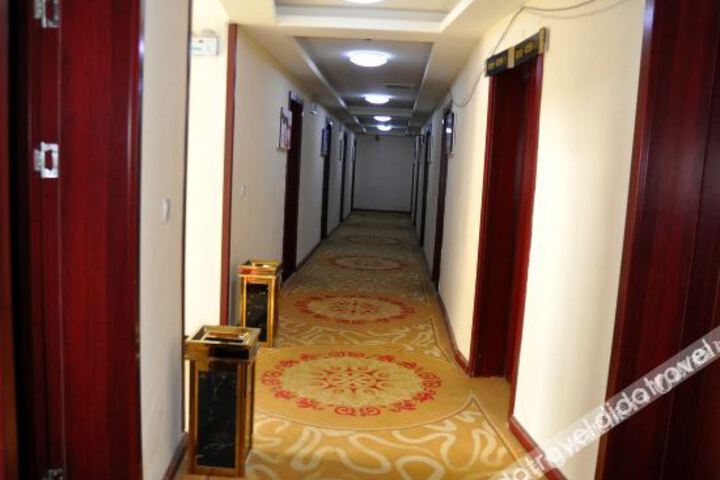 Hotel Interior 9 of 21