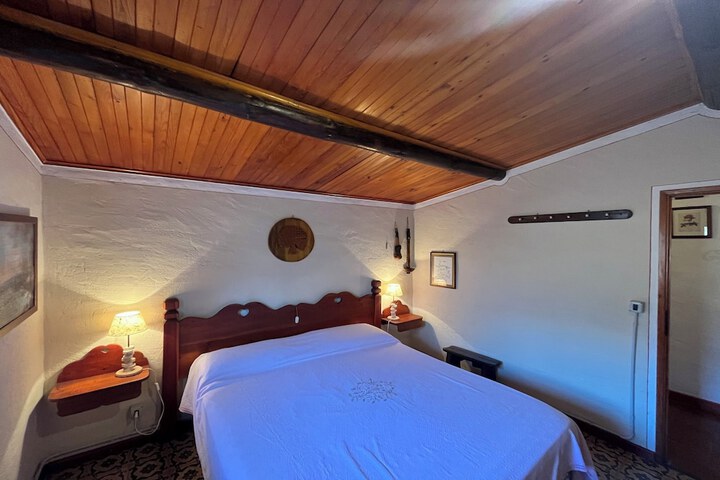 Room 5 of 22