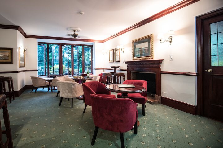 Lounge 115 of 167