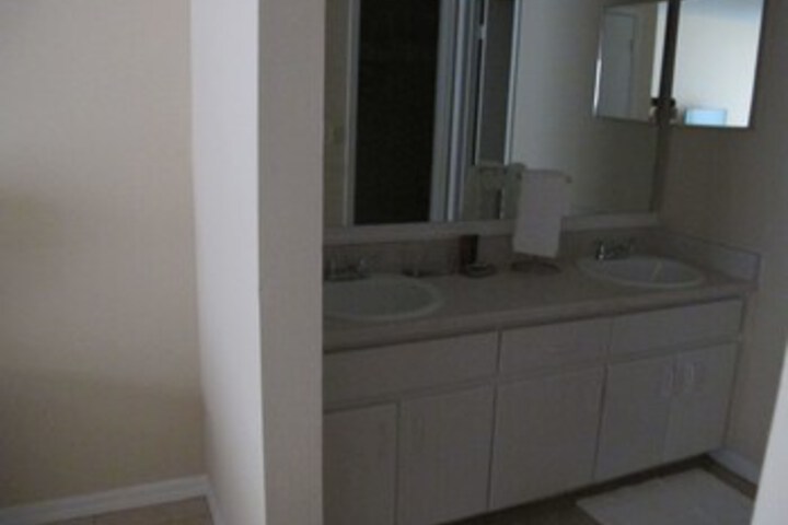 Room 125 of 291