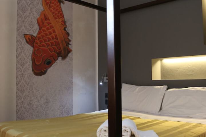 Room 5 of 46