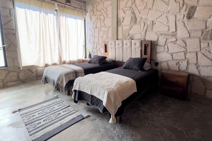 Room 25 of 69