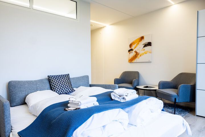 Room 32 of 118