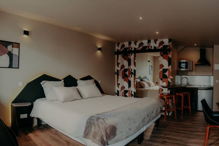 Room 17 of 44