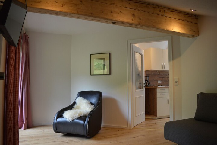 Room 25 of 48