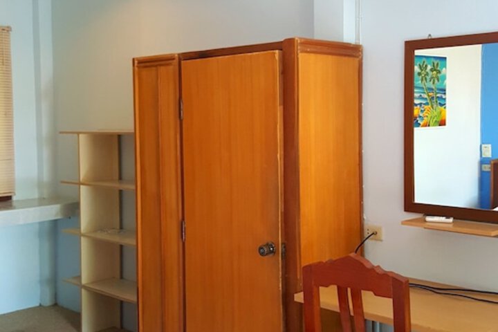 Room 18 of 71