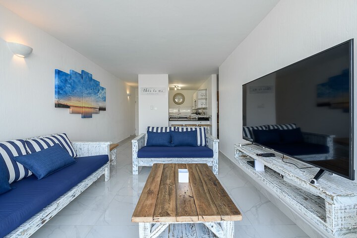 Room 10 of 51