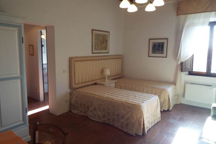 Room 11 of 41