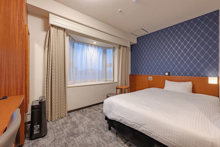 Room 16 of 56