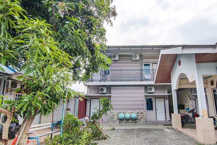 Image of Hotel O Raya Guest House Syariah
