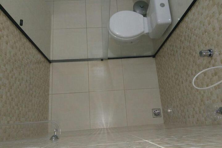 Room 15 of 29