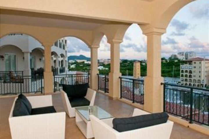 Terrace/Patio 2 of 18