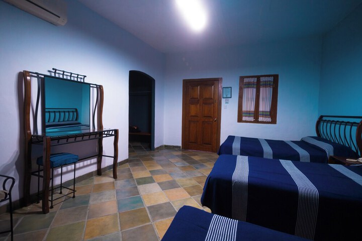 Room 15 of 82