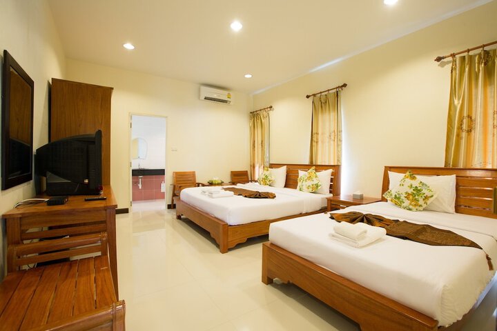 Room 5 of 36