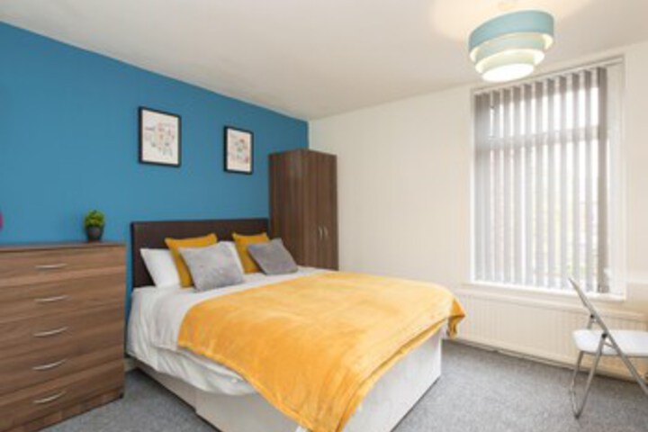 Room 45 of 62
