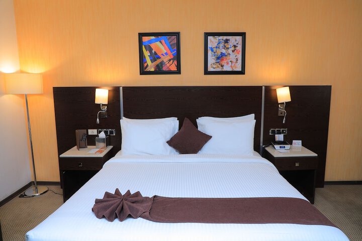 Room 29 of 66