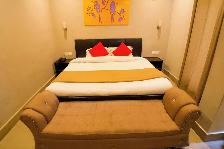 Room 28 of 81