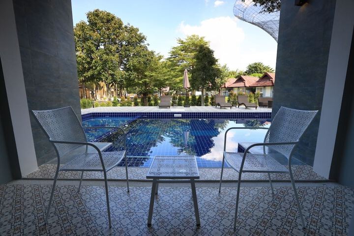 Terrace/Patio 109 of 111