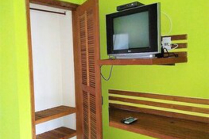 Room 36 of 38