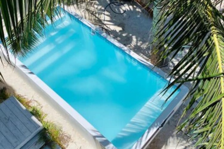 Pool 15 of 20