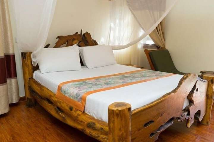 Room 6 of 39
