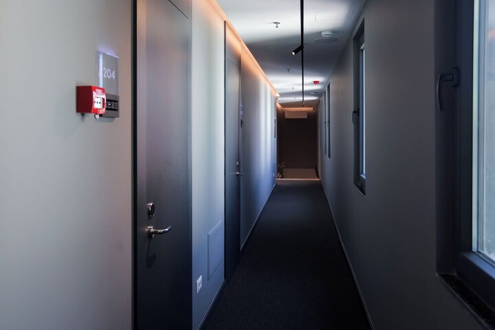 Room 59 of 198