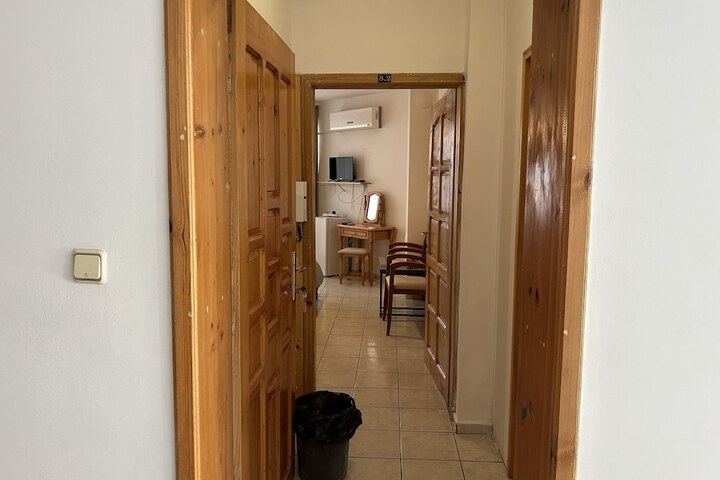Room 20 of 146