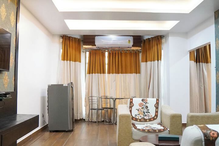 Room 14 of 40