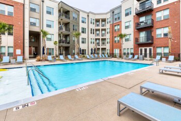 Pool 162 of 283