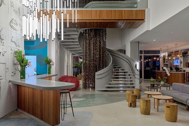 Hotel 7 of 117