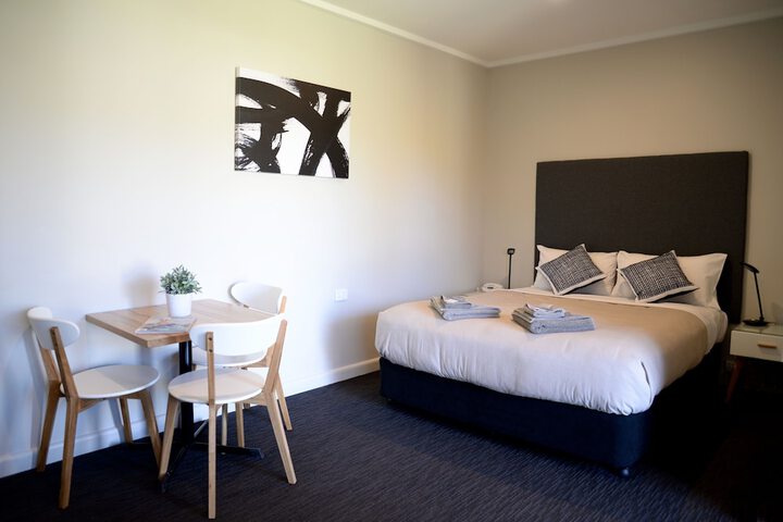 Room 5 of 39