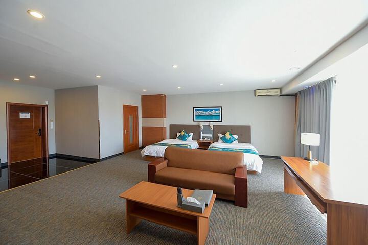 Room 4 of 21