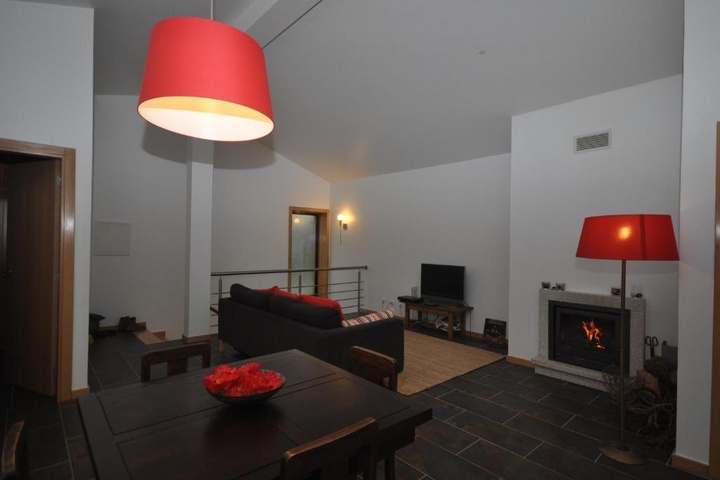 Room 4 of 11