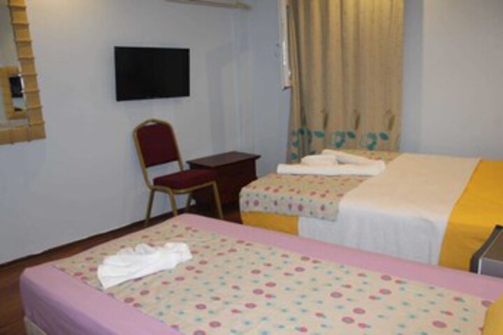 Room 112 of 137