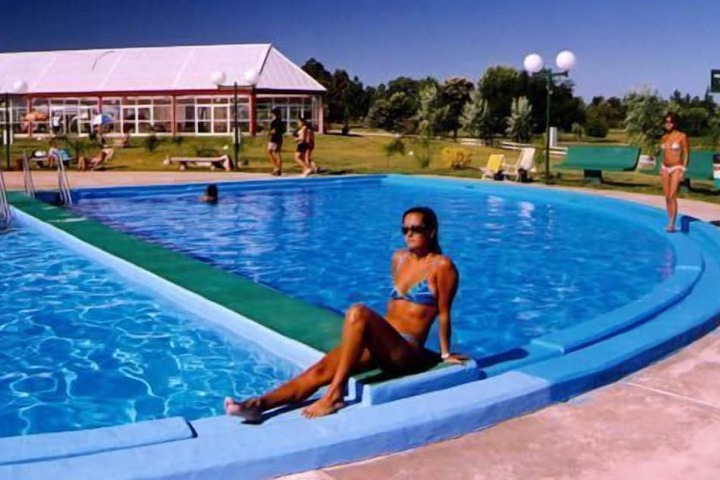 Pool 66 of 126